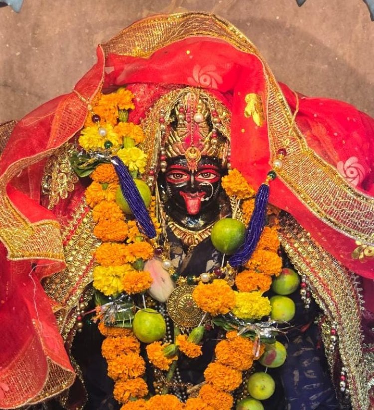 *राजधानी के दक्षिण काली माता मंदिर, यहां आने वाले खाली हाथ नहीं लौटते, सेवा भावना से पहचानी जा रही है, सैकड़ों लोगों को मंदिर में मिलता है प्रसादी भोजन*