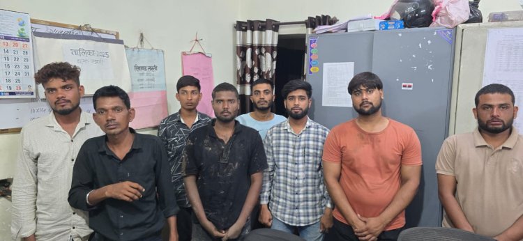 *सकरी पुलिस द्वारा चेकिंग अभियान में दो आरोपी को धारदार चाकू के साथ किया गिरफ्तार,12 अन्य शराबखोरी करते पकड़ाए*