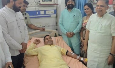 *प्रधानमंत्री नरेंद्र मोदी के 75वें जन्मदिन पर भारतीय जनता पार्टी ने किया विशाल रक्तदान शिविर का आयोजन*, लगाई गई जीवन पर आधारित प्रदर्शनी कार्यकर्ताओं ने किया अवलोकन