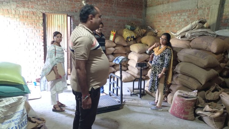*धान खरीदी से पहले अवैध धान के भंडारण बड़ी कार्रवाई :400 सौ क्विंटल से ज्यादा पुराना धान जप्त*