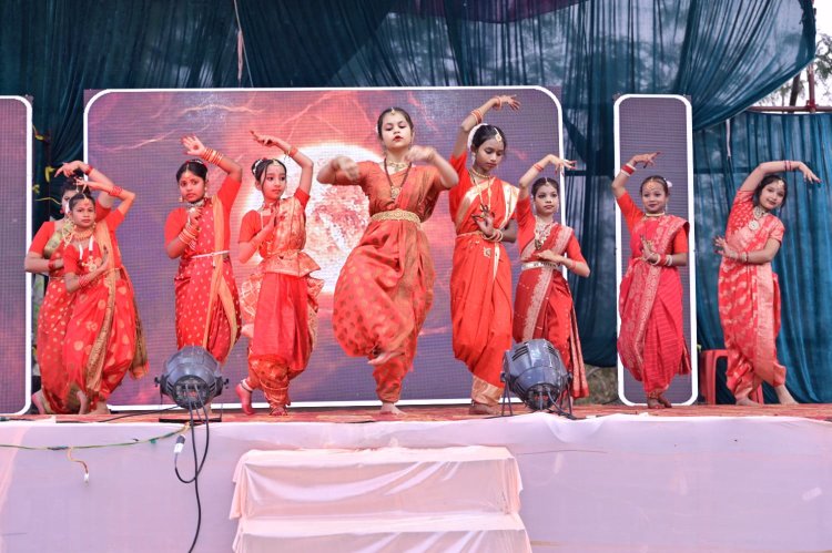 *विद्यासागर एकेडमिक पब्लिक स्कूल में वार्षिकोत्सव हर्षोल्लास एवं गरिमामय वातावरण के साथ संपन्न*