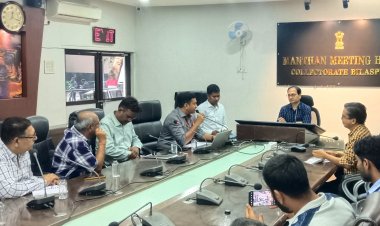 ब्रेकिंग : गैस (एलपीजी) आपूर्ति को लेकर कलेक्टर की समीक्षा, बोले पैनिक में न आएं,जिले में गैस पर्याप्त*, कलेक्टर ने ली खाद्य अधिकारी एवं गैस वितरकों की बैठक