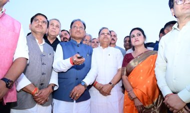 *मुख्यमंत्री ने जिले को दी विकास कार्यों की सौगात:  रिमोट बटन दबाकर विभिन्न विकास कार्यों का किया लोकार्पण,भारत रत्न अटल बिहारी वाजपेयी की प्रतिमा का किया अनावरण*