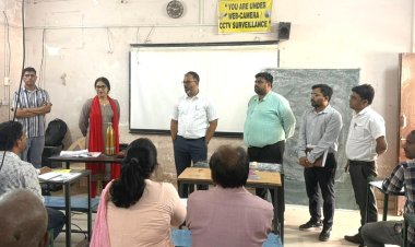 *कलेक्टर ने जनगणना प्रशिक्षण का किया निरीक्षण, प्रगणकों को दिए दिशा-निर्देश : स्वगणना पोर्टल के माध्यम से 30 अप्रैल तक, मिलेगी एसई आइडी, 01 मई से घर-घर जाकर की जाएगी जनगणना*