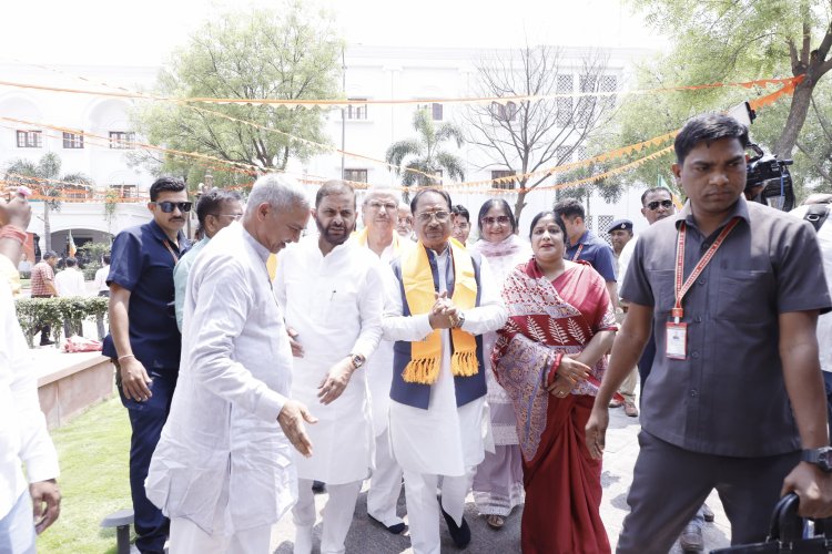 *स्थापना दिवस: प्रदेश के सभी जिला कार्यालयों में ध्वजारोहण कर मनाया गया भाजपा स्थापना दिवस, मुख्यमंत्री साय ने किया कुशाभाऊ ठाकरे परिसर में ध्वजारोहण*