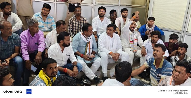 *जलसंकट को लेकर कांग्रेसजनों ने जोन क्रमांक 9 काकिया घेराव*