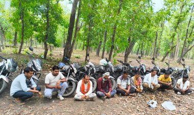 एसपी के निर्देश पर जंगल में पुलिस की रेड,9 जुआरी जुआ खेलते पकड़ाए, गाड़िया सहित नगदी रकम जप्त,की गई प्रतिबंधात्मक कार्यवाही*