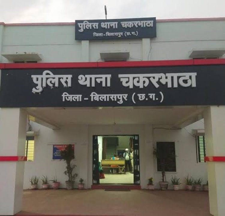 *ढाबे में बैठाकर पिलाई जा रही थी शराब, संचालक सहित 6 गिरफ्तार*