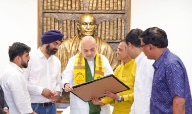 *केंद्रीय गृह मंत्री अमित शाह से छत्तीसगढ़ भाजपा सोशल मीडिया की टीम ने की मुलाकात, शाह ने टीम को उत्कृष्ट कार्य के लिए दी बधाई*