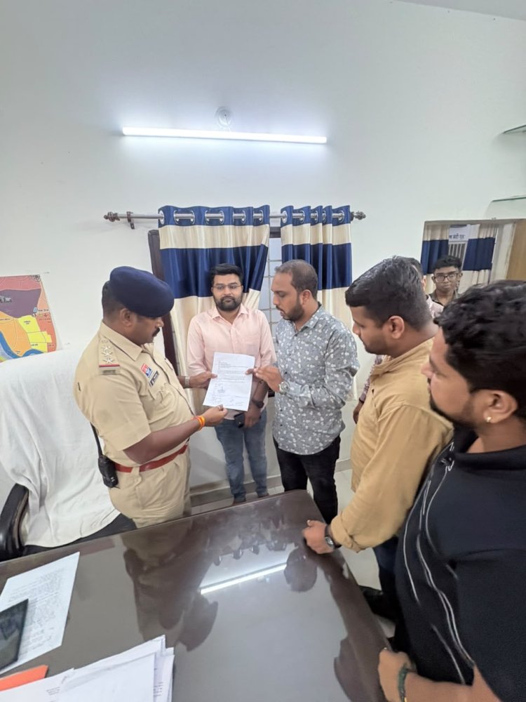 *महिला सम्मान पर आपत्तिजनक टिप्पणी, कांग्रेस प्रवक्ता के खिलाफ भाजयुमो ने की सिविल लाइन थाने में शिकायत, कार्रवाई की मांग*